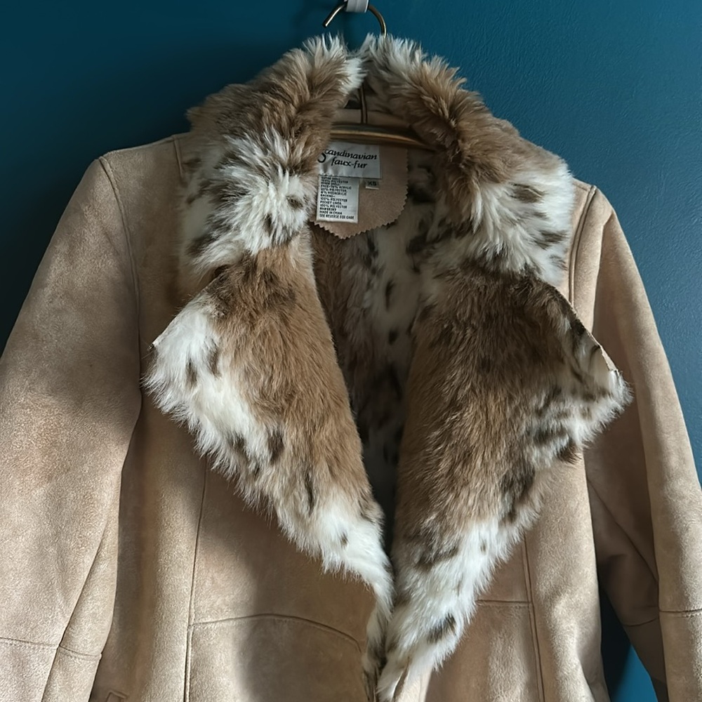 Scandinavian Faux Fur Animal Print Maxi Winter Coat - Picture 3 of 8